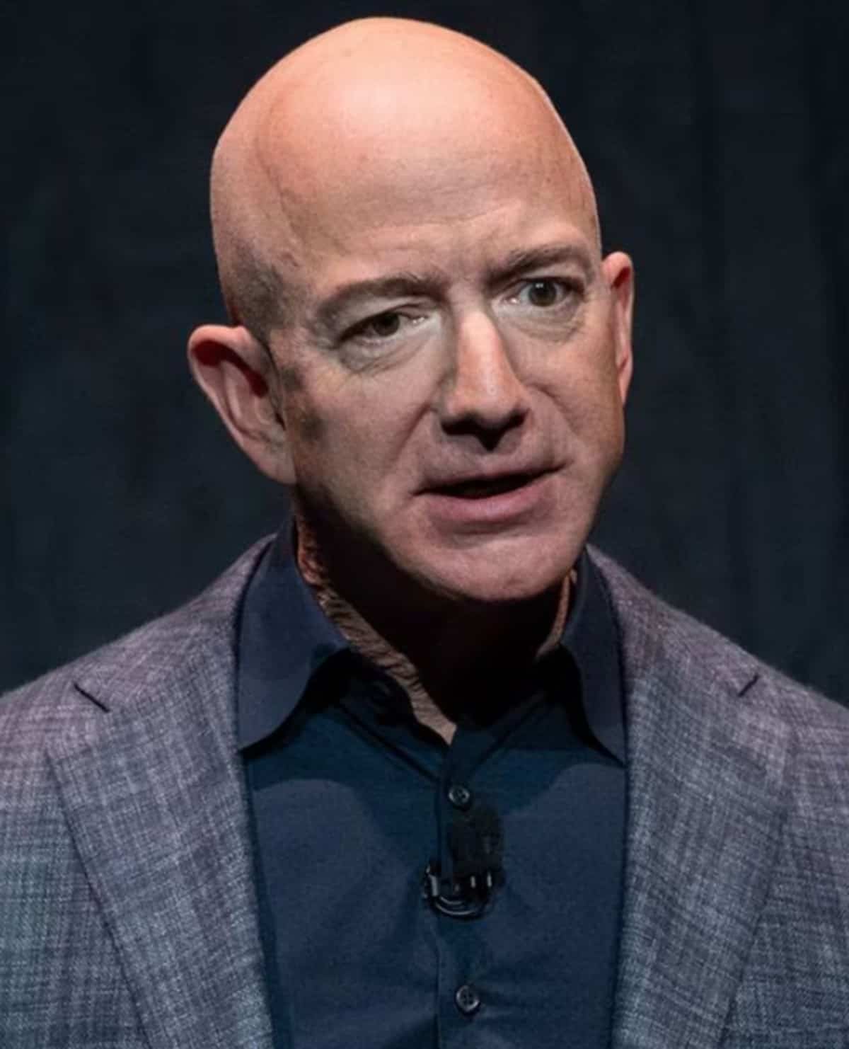 Jeff Bezos 