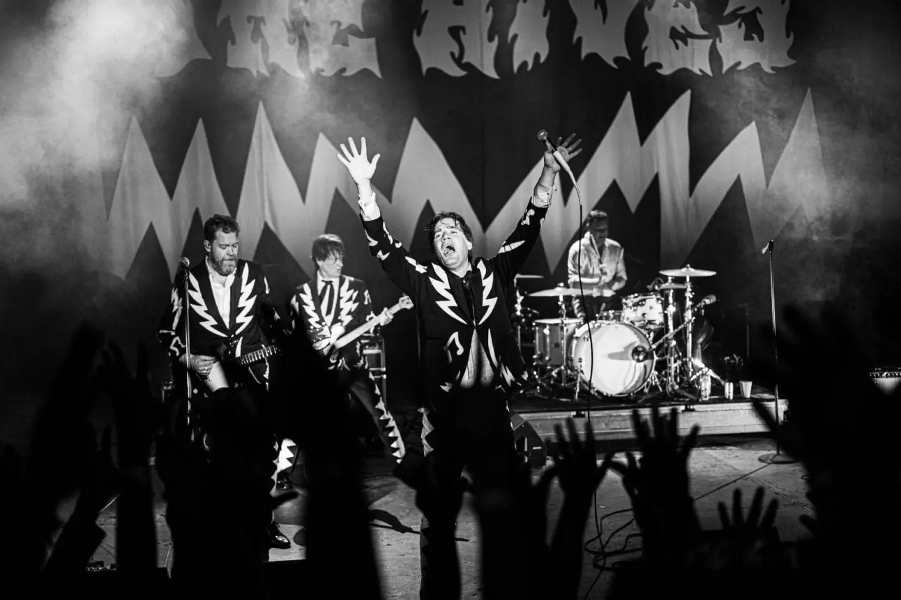 La banda sueca The Hives está de regreso en el país | Imagen: @TheHives