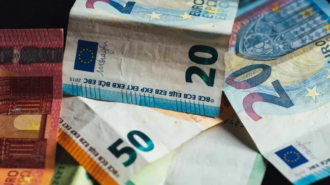 Precio del euro para este miércoles 6 de marzo en México. Foto: Unplash