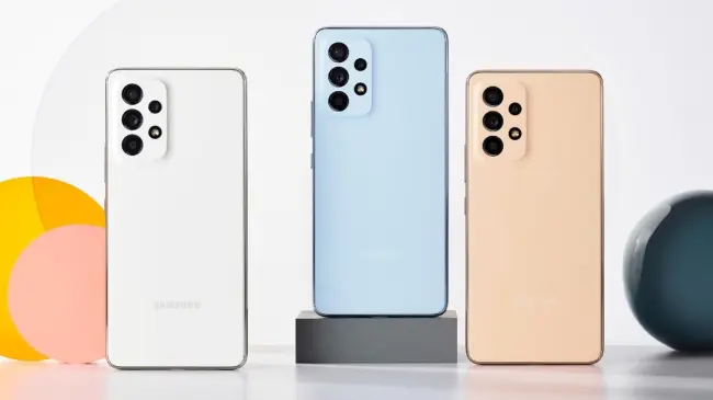 El smartphone Samsung Galaxy A33 viene con inteligencia artificial para mejorar las fotos. Foto: Cortesía