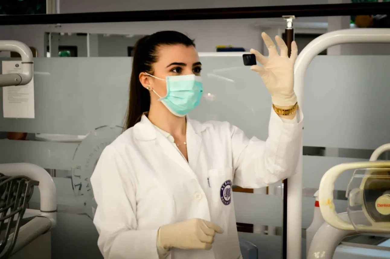 USEP abre convocatoria para estudiar Licenciatura en Médico Cirujano, Enfermería y Obstetricia