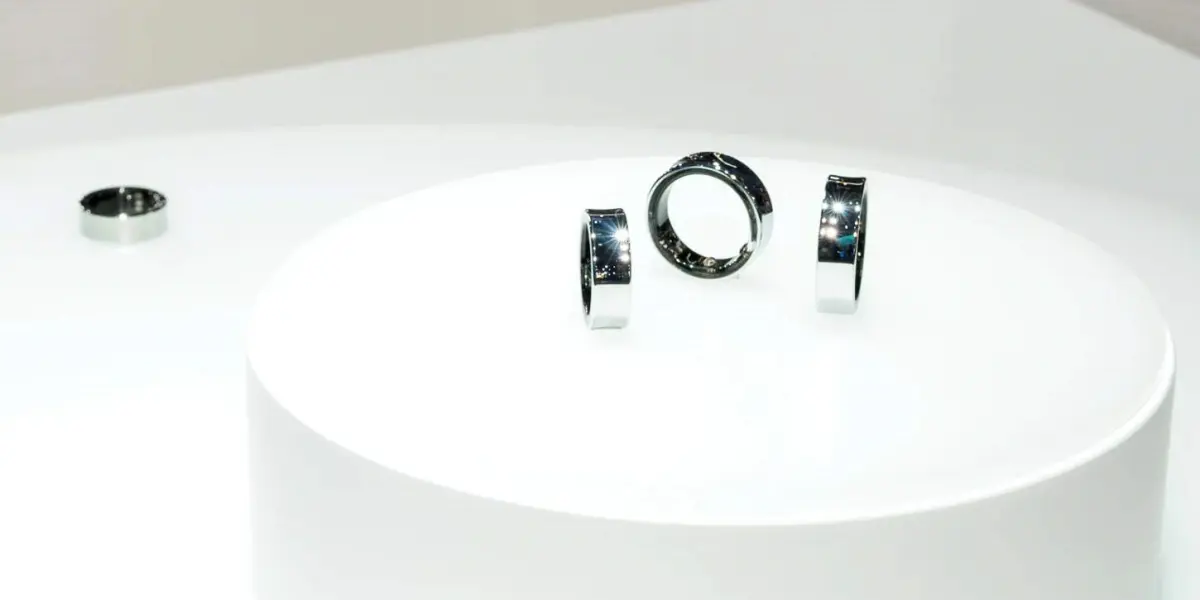 Vista Samsung Galaxy Ring. Imagen: Julian Chokkattu para Wired