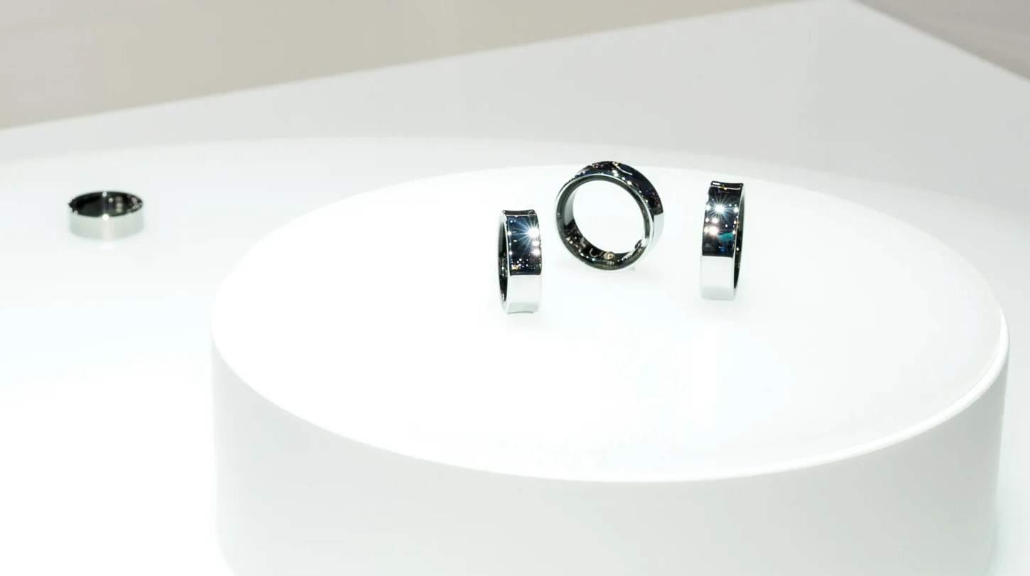 Vista Samsung Galaxy Ring. Imagen: Julian Chokkattu para Wired