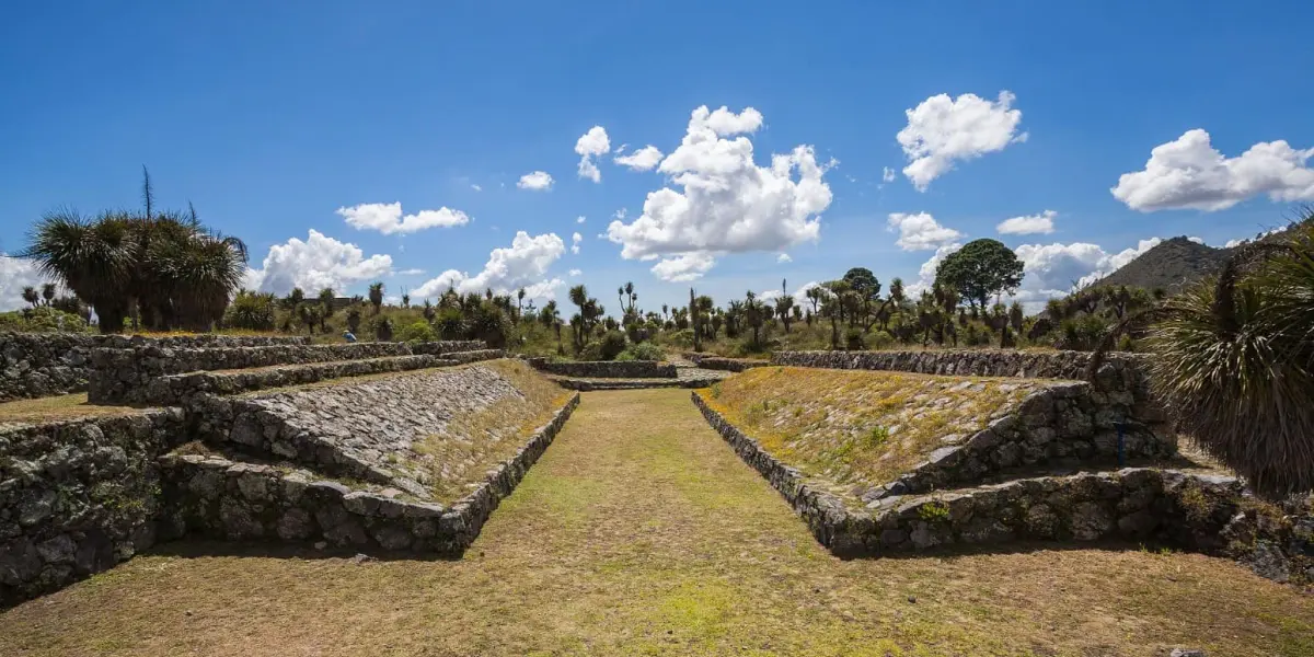 Zona arqueológica de Cantona, Puebla. Foto: Diego Delso