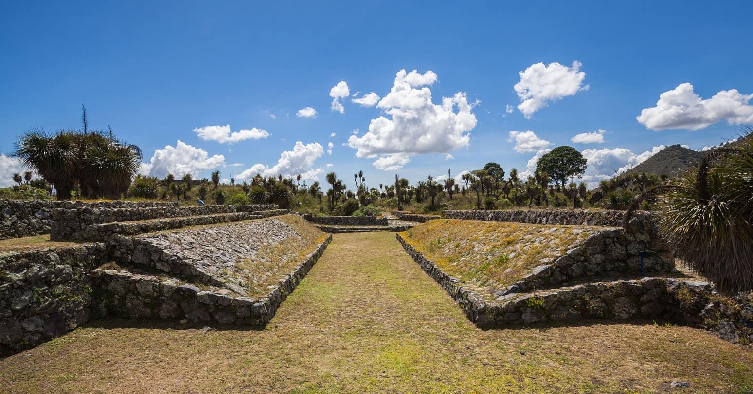 Zona arqueológica de Cantona, Puebla. Foto: Diego Delso