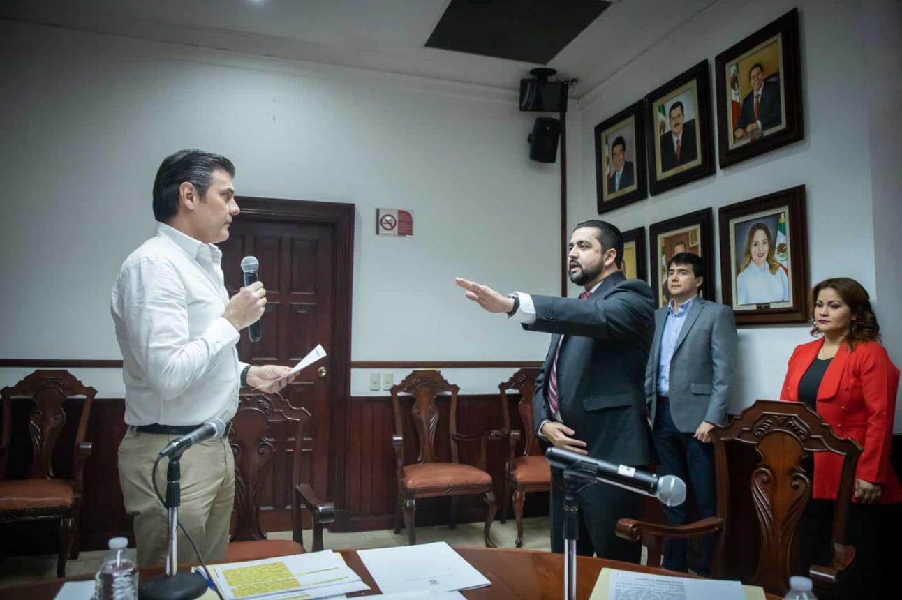 Nuevo secretario y regidores del Ayuntamiento de Culiacán  toman protesta.