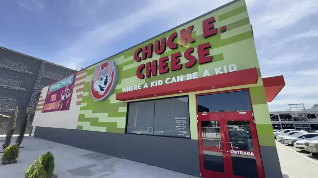 La sucursal de Chuck E. Cheese ya fue inaugurada en Culiacán. Foto: Rodrigo Ampie