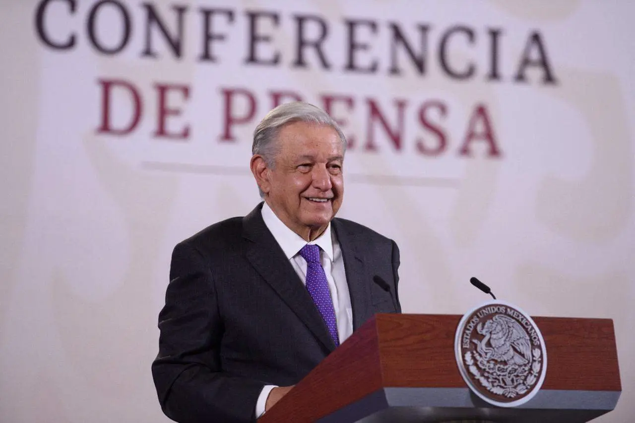 AMLO.