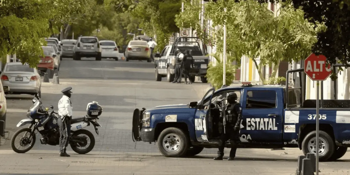 Policías estatales en Culiacán. Foto Cuartoscuro