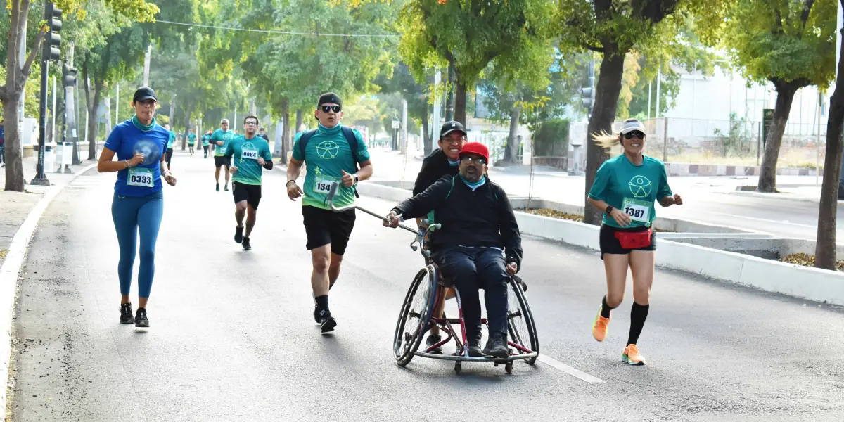 Personas disfrutando del recorrido 5K a tu manera edición 2023. Cortesía Estrella Guía IAP