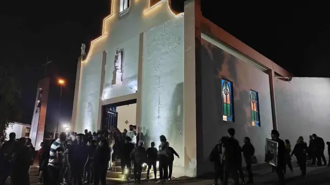 Dirección de la parroquia: Calixto Peña y Ángel Martínez, colonia 21 de Marzo. Para mayores informes puede comunicarse al teléfono, 667 718 4720.