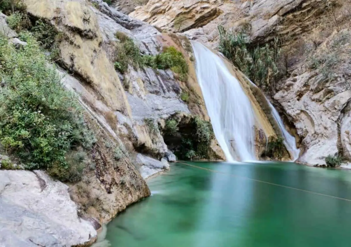 Cascadas de Ahuehuetla en Puebla