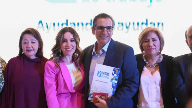 Mario Córdova Arista presenta su tercer informe como Presidente de la Junta de Asistencia Privada de Sinaloa.