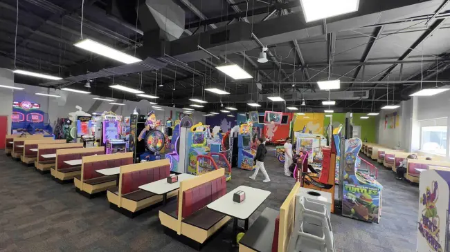 El área de juegos de Chuck E. Cheese en Culiacán. Foto: Rodrigo Ampie