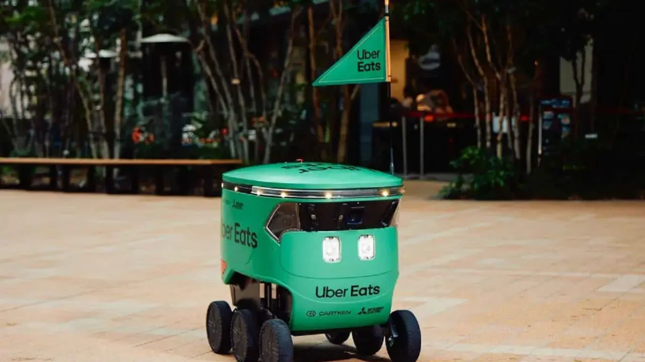 Robot repartidor de Uber Eats. Imagen Xataka