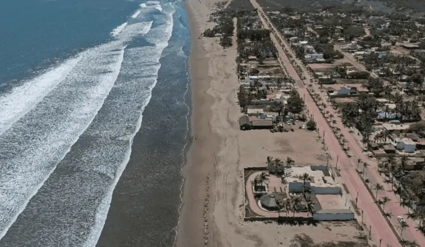 Municipio de Guasave. Casas de playa en la rivera del Mar de Cortés