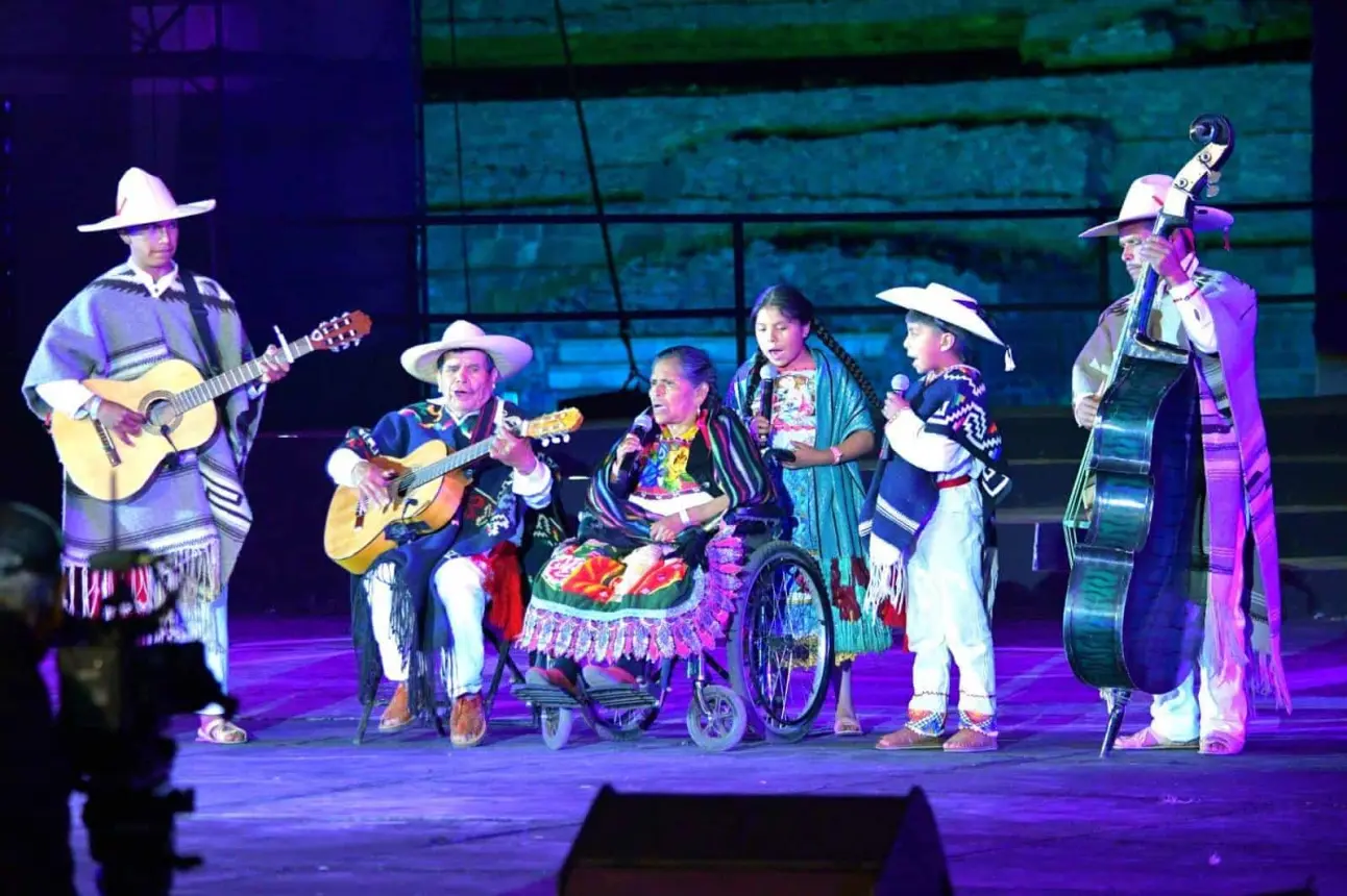 Ya inició K’uínchekua la fiesta más importante de Michoacán.