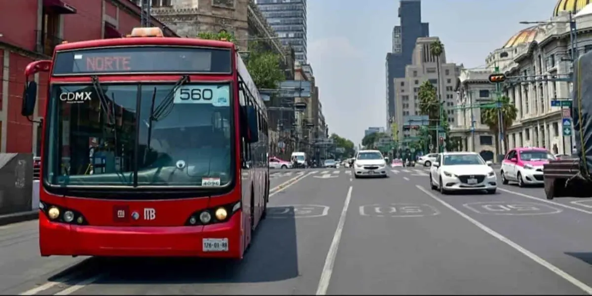 No te quedes sin transporte y programa tus horarios checando los cambios temporales del Metrobús. Foto: Cortesía