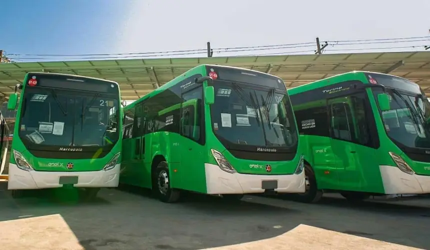 Los nuevos camiones eléctricos fueron ensamblados en Nuevo León. Foto: Cortesía