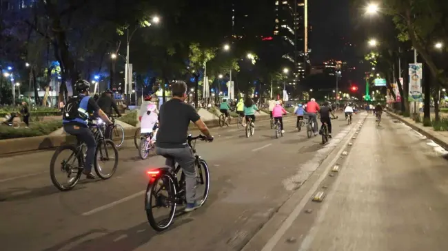 Paseo Nocturno Muévete en Bici de la CDMX.