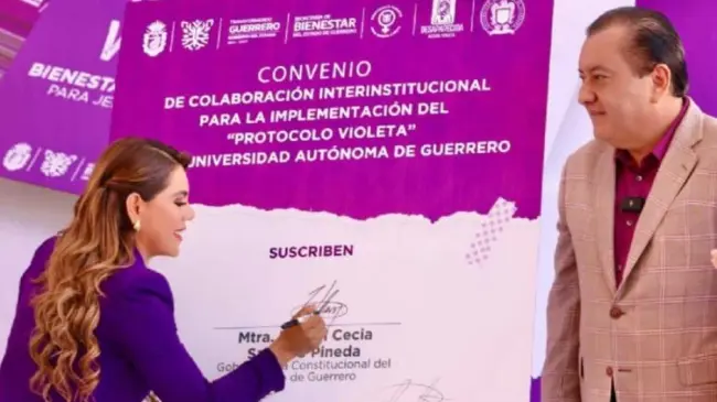 Presentación tarjeta Violetta para apoyo a mujeres en Guerrero. Foto MVS Noticias