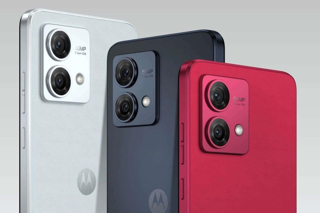 El Motorola Moto G84 incluye diseño y batería digno de la gama alta. Foto: Cortesía