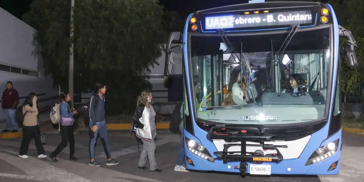 Ponen en marcha las nuevas rutas de transporte en la Universidad Autónoma de Querétaro (UAQ). Foto: Cortesía