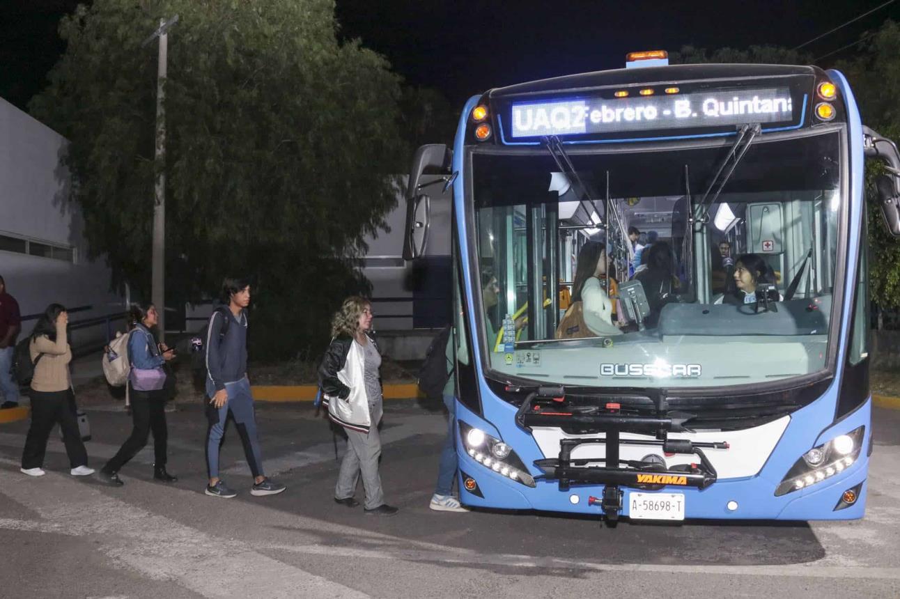 Ponen en marcha las nuevas rutas de transporte en la Universidad Autónoma de Querétaro (UAQ). Foto: Cortesía