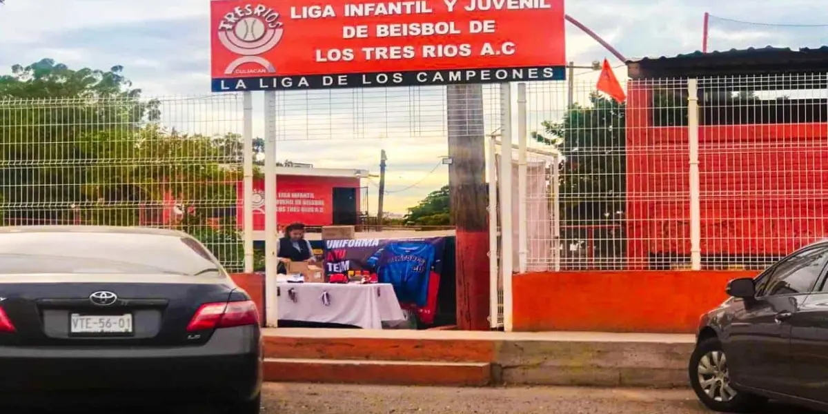 Entrada de la Liga Infantil Tres Ríos. Foto Omar Gaytán