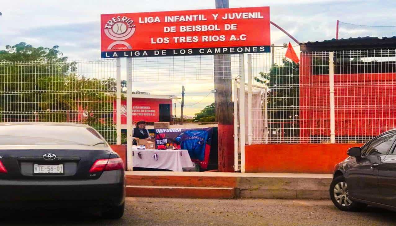 Entrada de la Liga Infantil Tres Ríos. Foto Omar Gaytán