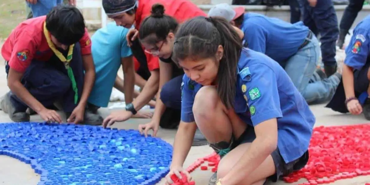 Ana Rubio participando en actividad de scouts Culiacán. Foto Diego Ortíz