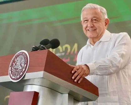 Desde Oaxaca dice AMLO que se reunirá con padres de Ayotzinapa y Ceci Flores