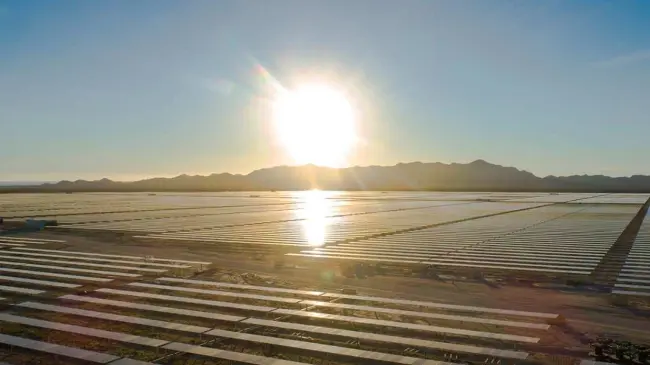 Energía solar en central Puerto Peñasco. Foto Gobierno Sonora