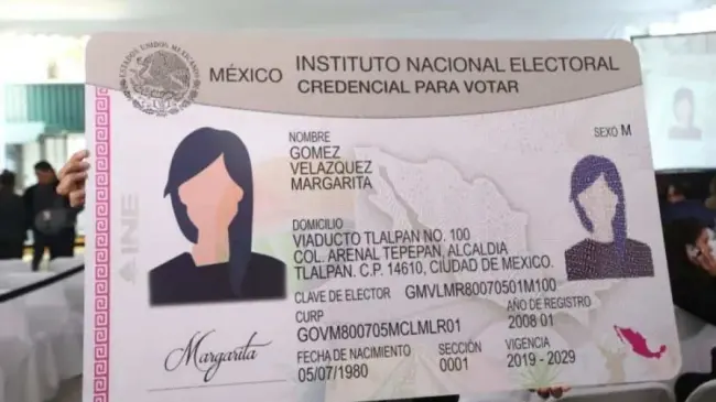 Es importante tener tu credencial vigente a la hora de votar | Imagen: INE