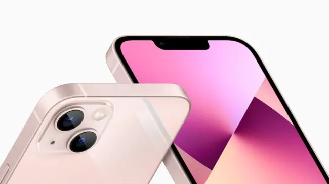 El iPhone 13 viene con pantalla Super Retina XDR y batería duradera. Foto: Apple