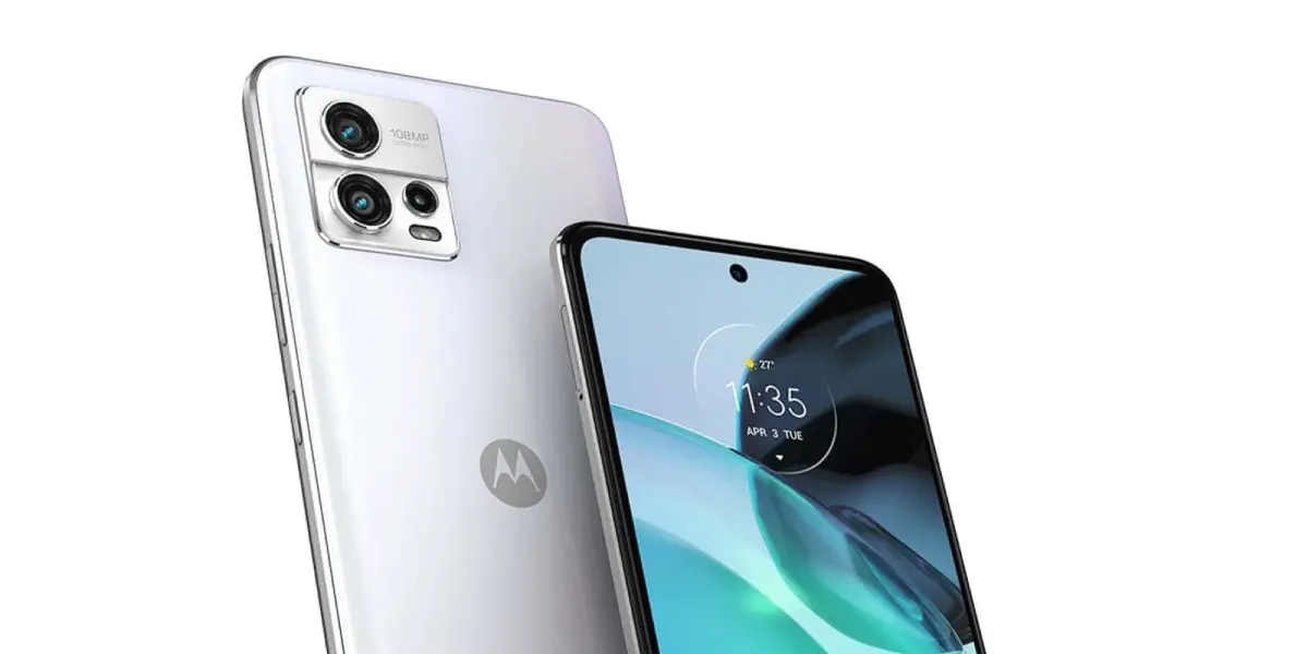 El smartphone Motorola Moto G72 trae altavoces estéreo. Foto: Cortesía