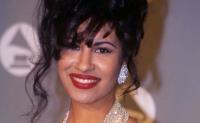 ¡EMOTIVO! Imágenes por IA retrata a Selena Quintanilla con 53 años
