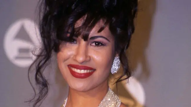 La película de Selena se transmitirá por canal 7 este sábado 23 de marzo.