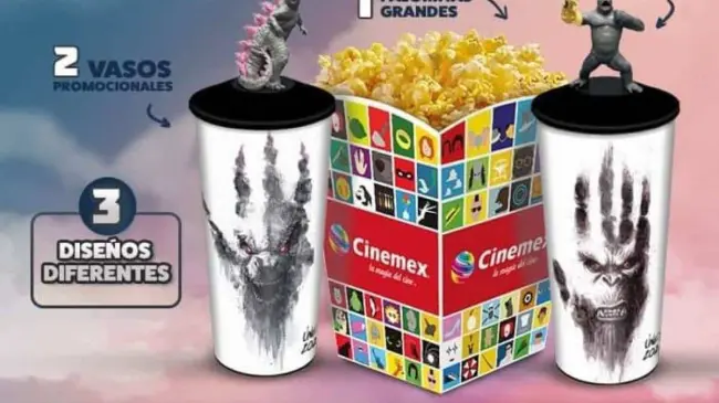 A punto de arrancar la venta de los vasos de Godzilla en Cinemex. Foto: Cortesía