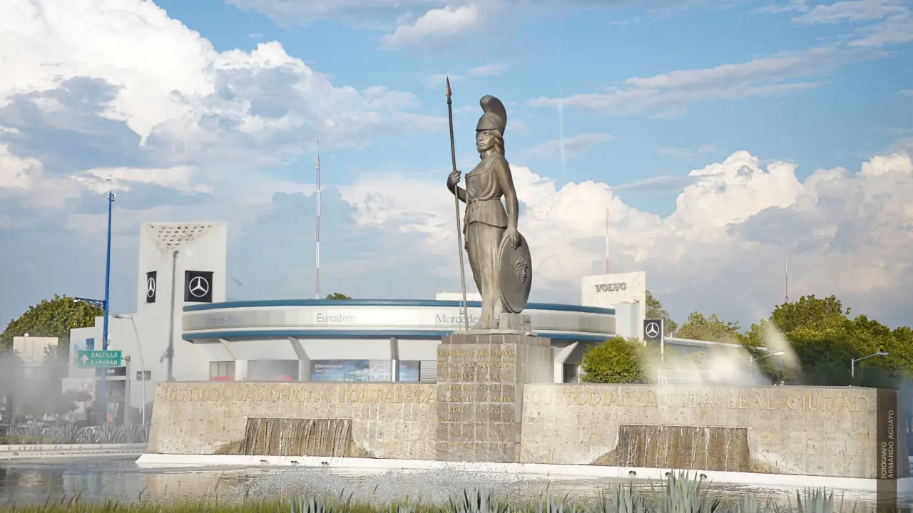 Glorieta la Minerva en Guadalajara. Foto Wikipedia