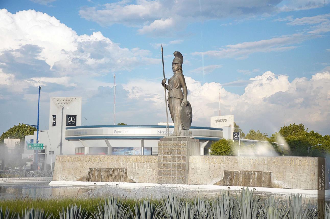 Glorieta la Minerva en Guadalajara. Foto Wikipedia