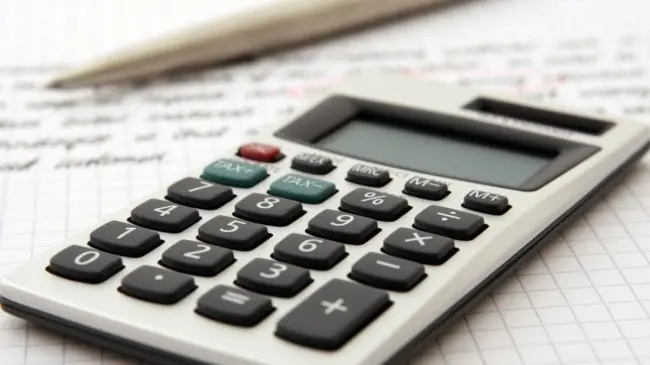 El pago del Impuesto Sobre la Renta aplica para ciertas personas jubiladas y pensionadas. Foto: Pixabay