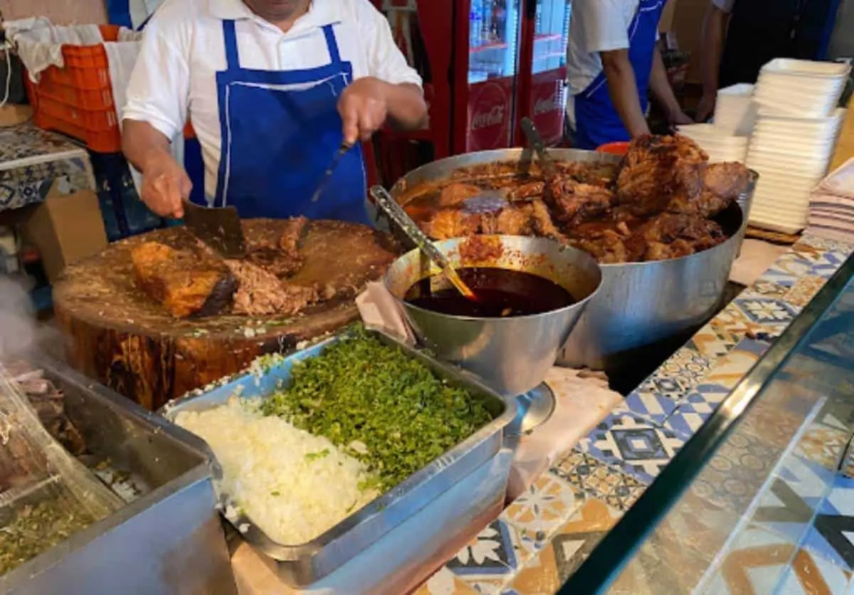 Tacos Charly en la Ciudad de México. Foto Luis Montaño