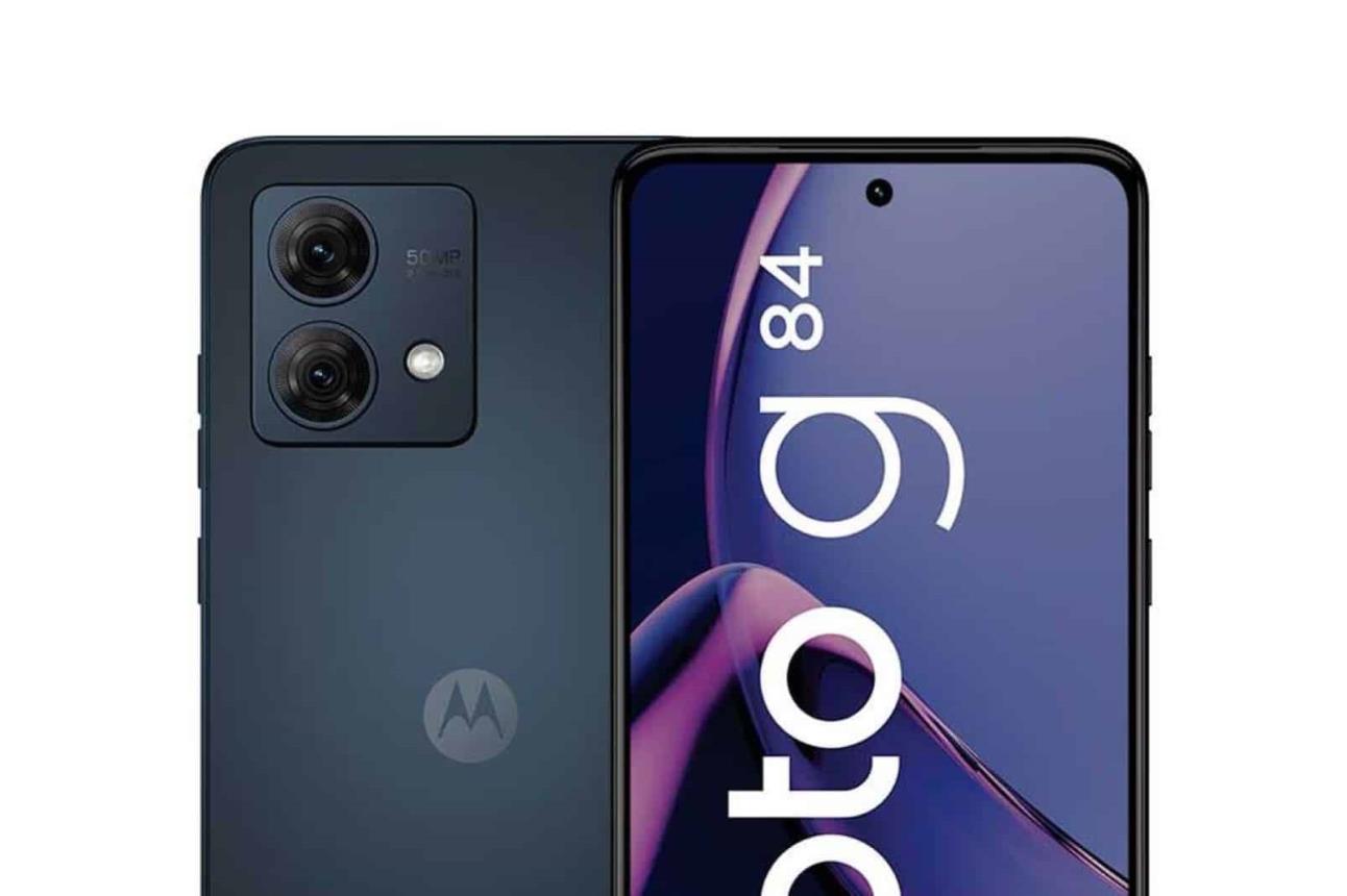 El smartphone Motorola Moto G84 viene equipado con altavoces estéreo. Foto: Cortesía