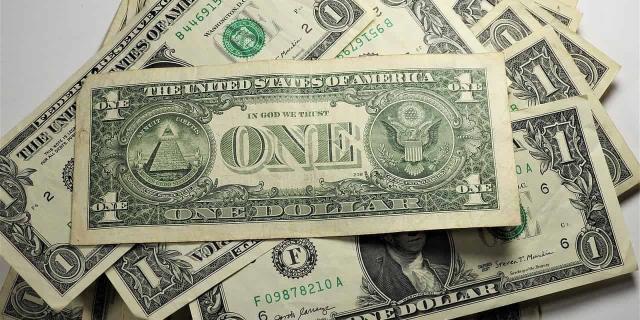 En cuánto anda el dólar hoy, martes 26 de marzo de 2024, en los bancos de México
