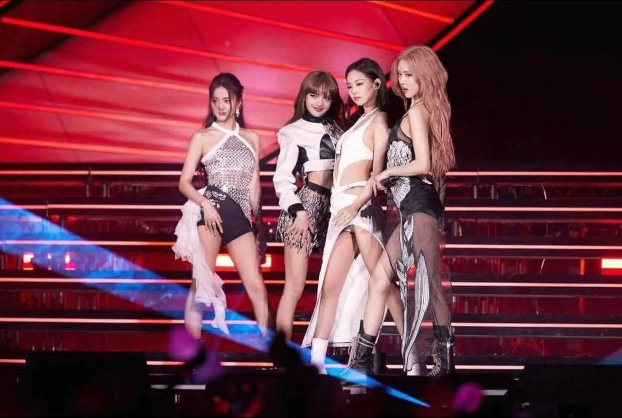 Lisa es integrante del popular grupo de K-pop BlackPink | Imagen: @lalalalisa_m