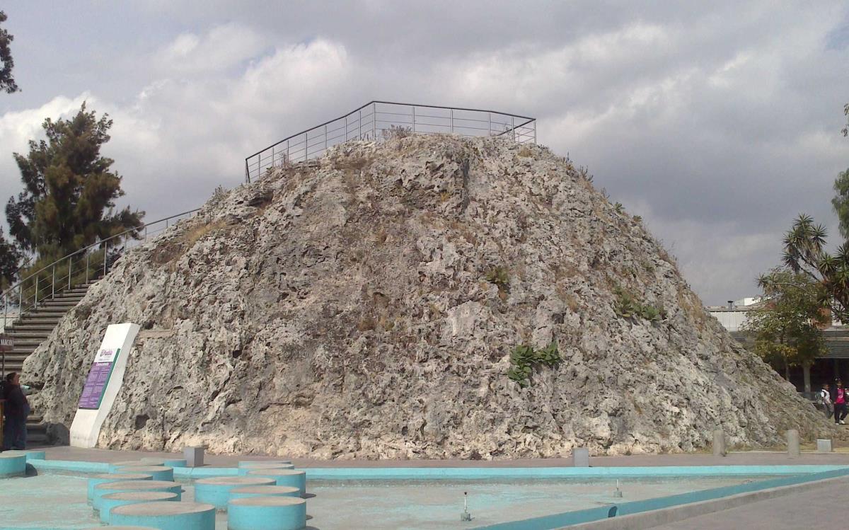 Volcán Cuexcomate: Un gigante miniatura en Puebla
