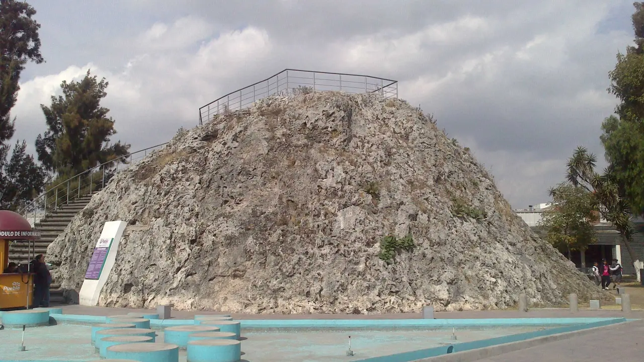 Volcá Cuexcomate en Puebla. Foto Wikipedia