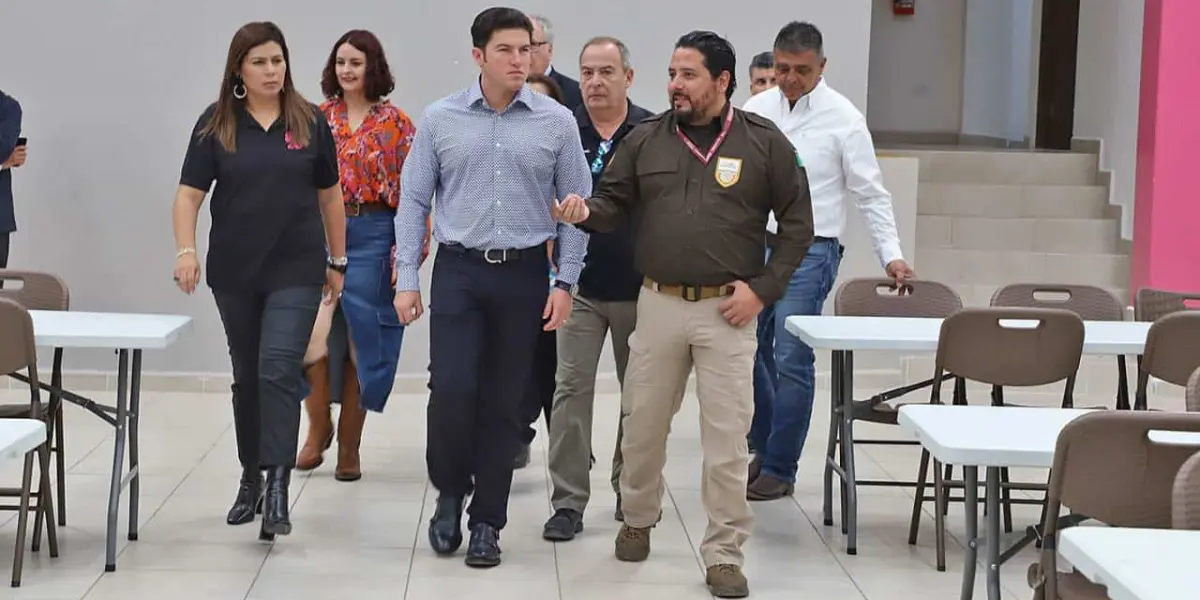 El gobernador Samuel García en elAlbergue para Migrantes, Unidad Zuazua. Foto: Cortesía