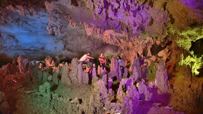 Grutas de Coyame de Chihuahua, ideales para conocer en estas vacaciones. Foto: Cortesía